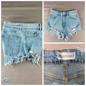 Zara High Waisted Denim Shorts size 4